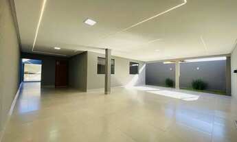 Imagem 4: Casa à Venda com 3 quartos, 255m²