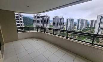 Imagem 3: Apartamento para venda tem 124 metros quadrados com 4 quartos