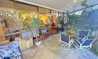 Imagem 2: Apartamento para venda na Barra da Tijuca com 220 metros quadrados e 4 quartos