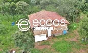 Imagem 3: Sítio à venda, 2 quartos, JARDIM EUROPA - Uberlândia/MG