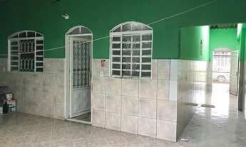 Imagem 4: Casa 2 quartos QNP 25, mais barraco de findos