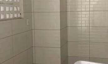 Imagem 7: OPORTUNIDADE - CHARMOSA CASA DÚPLEX EM ABRANTES!