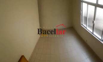 Imagem 2: CASA DE CONDOMÍNIO -02 QUARTOS-VAGA DE GARAGEM NA PORTA