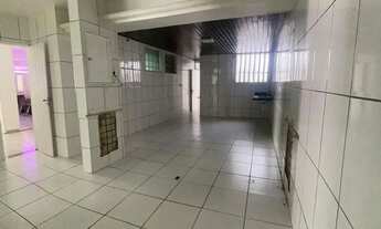 Imagem 6: Alugo excelente Casa na Av. SAMBAQUIS - Calhau