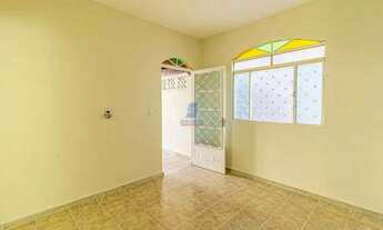 Imagem 6: Que tal uma excelente CASA a poucos metros do BIG SHOPPING?!