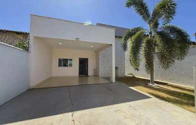 Imagem 3: Casa de 3 Quartos com Energia Solar na 604 Norte