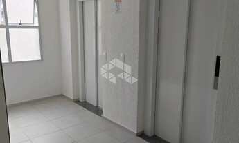 Imagem 4: Apartamento novo de 2 quartos, sacada e vaga no Morro Santana