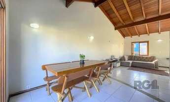 Imagem 2: Excelente casa de 121m² com 3 dormitórios e 2 vagas