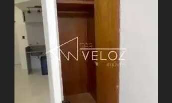 Imagem: Kitnet/Conjugado / Residencial / Centro