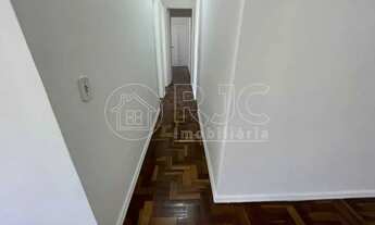 Imagem 2: Imóvel para venda com 80 metros quadrados com 3 quartos em Tijuca - Rio de Janeiro - RJ