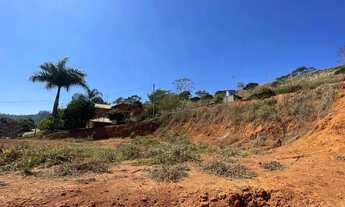 Imagem 2: Lote com 1451,00m² - com dois platôs prontos