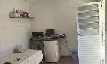 Imagem 2: SUÍTE SEMI MOBILIADA