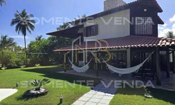 Imagem 2: Belíssima casa à venda, em frente ao mar (pé na areia), em condomínio fechado Águas de Oli