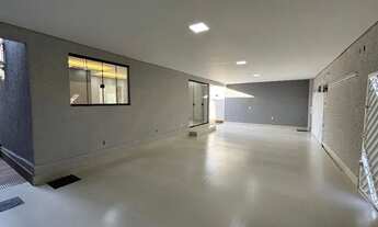 Imagem 4: Casa 03 suítes com piscina, pertinho do Jardins Marselha (Bela Morada