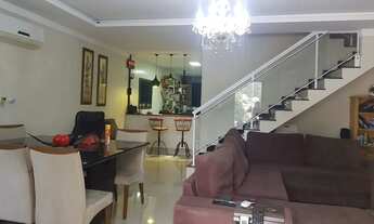 Imagem: Casa em Rua Adalgisa Neri - Taquara - Rio