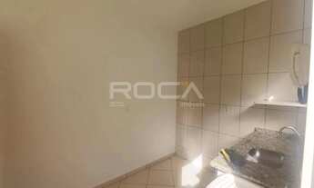 Imagem 6: Aluguel de Kitnet na Vila Marina São Carlos - 1 dormitório, 1 banheiro, cozinha e lavander