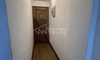 Imagem 2: Apartamento - / Residencial / Glória