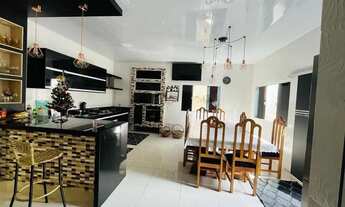 Imagem 3: Casa no Conj. Maguari Rua Manaus c/ piscina, próx. a Faculdade FEAPA