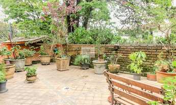 Imagem 6: Casa arborizada com piscina, localizada no coração do Pacaembu!