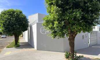 Imagem 3: Lindo imóvel novo bem localizado