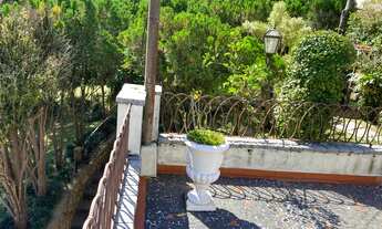 Imagem 2: Casa para venda com 280 metros quadrados com 4 quartos em Valparaíso - Petrópolis - RJ