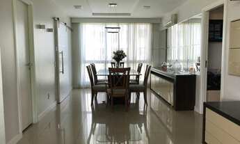 Imagem 2: Condomínio Península, apartamento de 220 metros quadrados, 4 suítes. Menor preço!