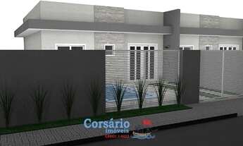 Imagem 6: Casas próximas ao mar em Praia de Leste