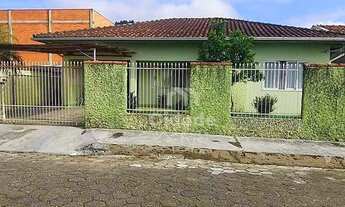 Imagem: Casa à venda por R$ 450.000,00 - Água