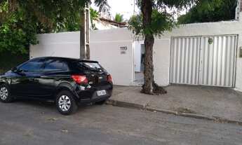 Imagem 3: Casa para aluguel em Setúbal tem 220M2 com 4 quartos em Boa Viagem