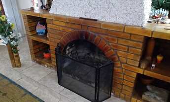 Imagem 3: Casa para venda tem 215 metros quadrados com 3 quartos em Laranjal - Pelotas - RS