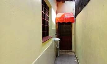 Imagem 3: Casa 3 quartos sendo 1 suíte , terreno 9x25, com quintal, 2 vgs garagem no Bairro Colônia