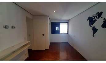 Imagem 7: Apartamento de 4 quartos para alugar no bairro None