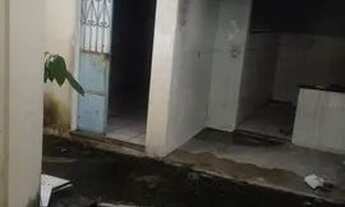 Imagem 6: Praça 14 de / Ponto Comercial - Manaus 9 8 1 0 6 3 2 3 1