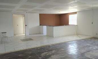 Imagem: ALUGO CASA ÓTIMA LOCALIZAÇÃO NA AVENIDA