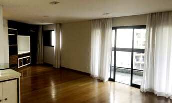 Imagem 2: Apartamento amplo e moderno com 200m², localizado em Moema