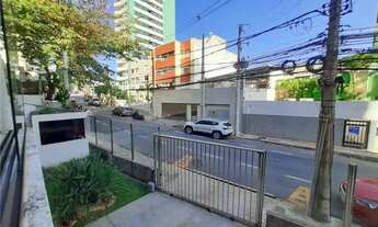 Imagem 5: Um apartamento amplo e aconchegante na Barra, com tudo o que você precisa perto de você