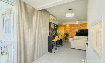 Imagem 4: Apartamento para venda tem 66 metros quadrados com 2 quartos em Passo da Areia - Porto Ale