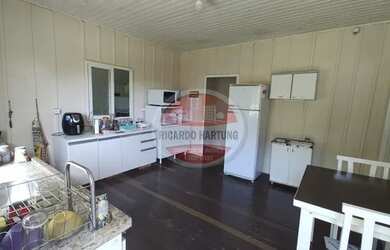 Imagem 4: Excelente residência mista, localizada no bairro Velha, 1.6 Km da UFSC Blumenau