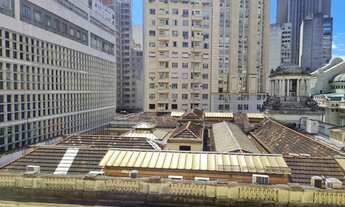 Imagem 2: Linda Sala Pronta para ser Habitada-Excelente Localização !