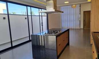 Imagem 2: Residencial Royal Garden em Paulínia 172m² Casa 3 dormitórios, quintal com área gourmet e