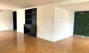 Imagem 2: Apartamento para aluguel e venda tem 210 m2 com 3 dormitórios e 2 vagas no Jardim Paulista