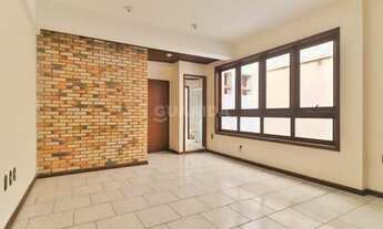 Imagem 2: Apartamento no estilo cobertura duplex de 1 dormitório com pátio no bairro Centro Históric