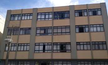 Imagem 2: Apartamento para aluguel possui 86 metros quadrados com 3 quartos em São Francisco - Curit