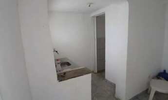 Imagem 2: Casa para venda possui 80 metros quadrados com 2 quartos em Periperi - Salvador - Bahia