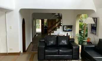 Imagem: Locação Casa 5 Dormitórios - 560 m²