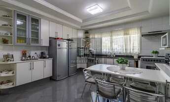 Imagem 6: EXCELENTE CASA NO RESIDENCIAL 18 DO FORTE EM ALPHAVILLE/SP - 04 dormitórios/ 04 suítes