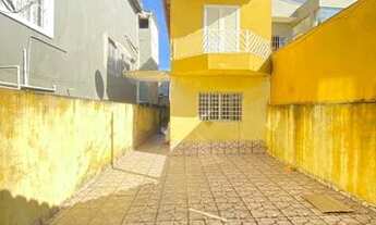 Imagem 2: Sobrado para aluguel com 140 metros quadrados com 3 quartos duas suítes no Taboão