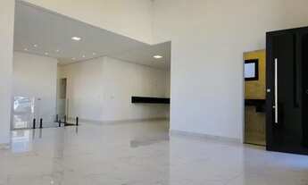 Imagem 5: Casa para venda possui 313 metros quadrados com 3 quartos