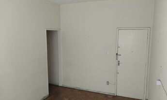 Imagem 2: Excelente apartamento com 2 quartos grandes, sala ampla bem arejado