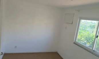 Imagem 4: Excelente residência no Condomínio Recanto do Sabiá II com fácil acesso ao Recr